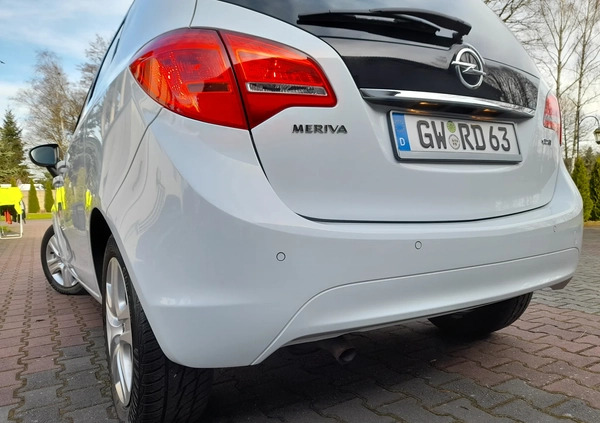 Opel Meriva cena 24000 przebieg: 193000, rok produkcji 2012 z Młynary małe 466